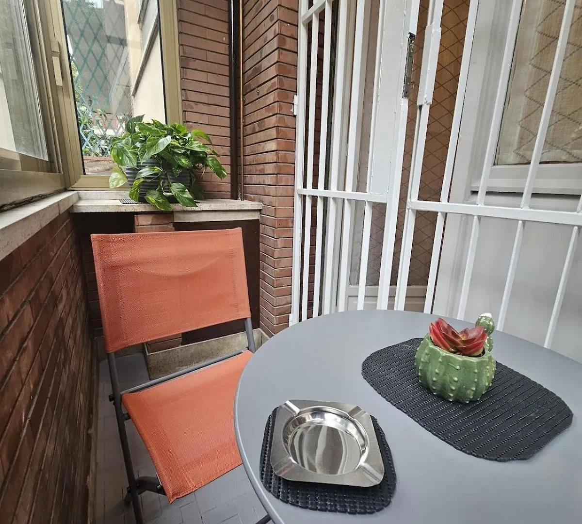 La Casa Di Ricky Apartment Rome 0*,